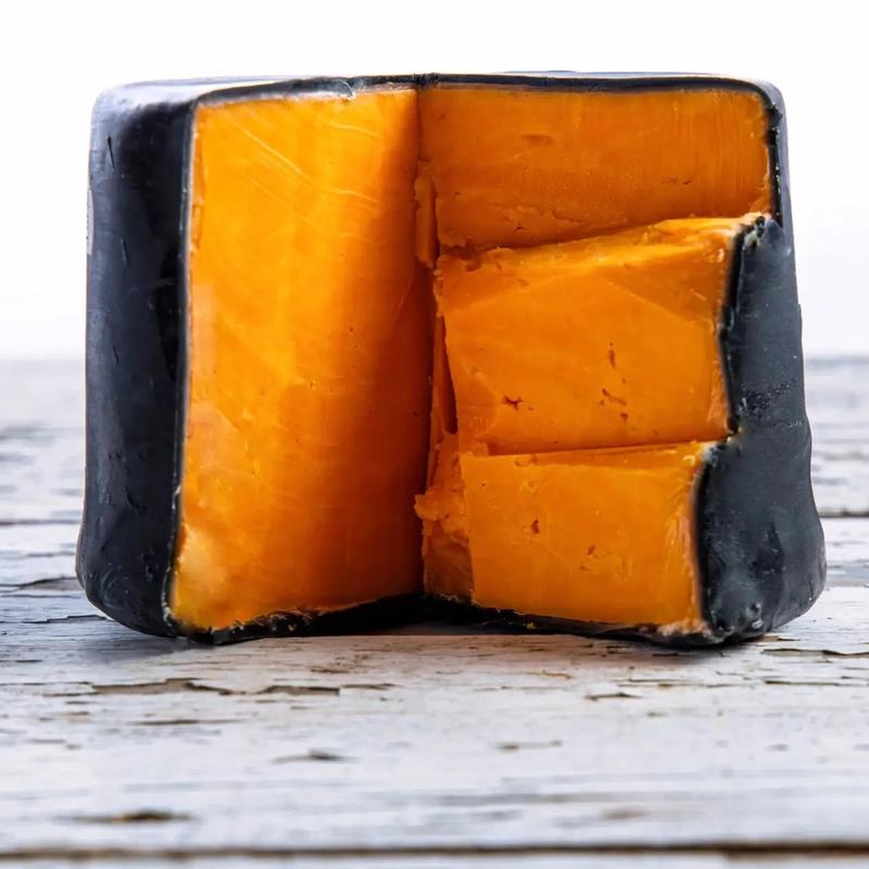 Aged Sharp Cheddar Cheese Gem